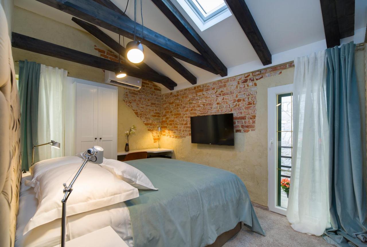 Lamenta Guest house