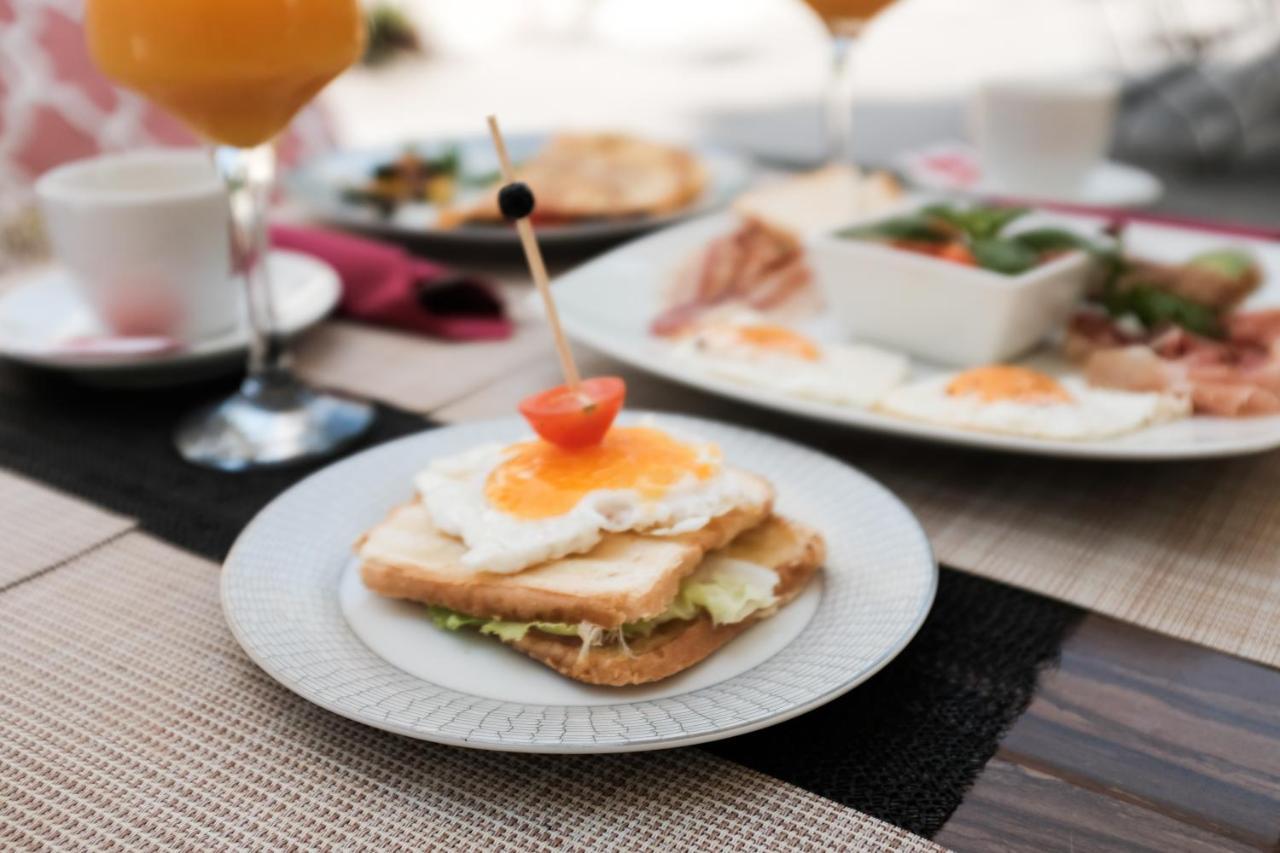 Frühstückspension Mediterra 4*
