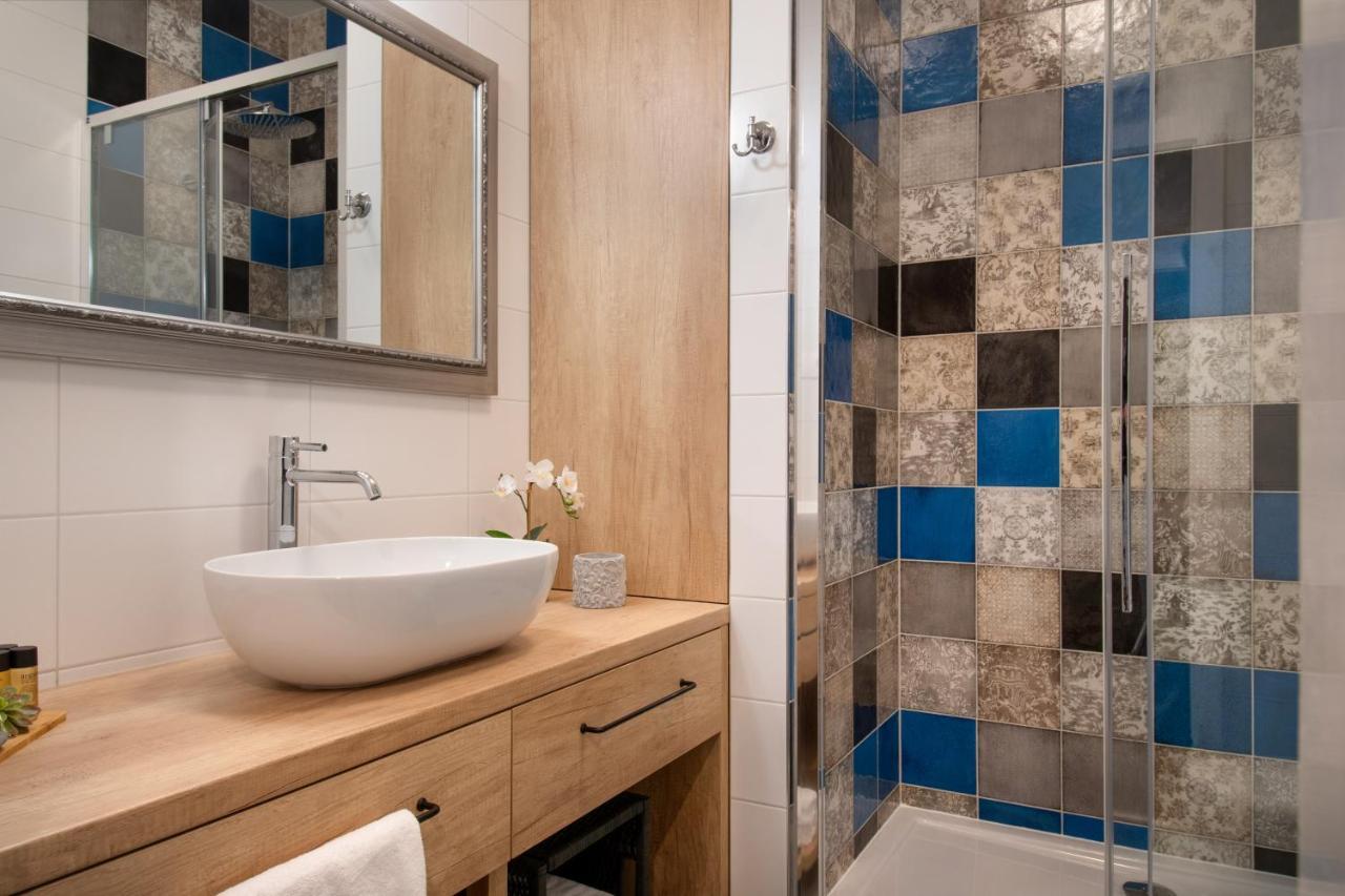 Luxury Mareta Bed & Breakfast
