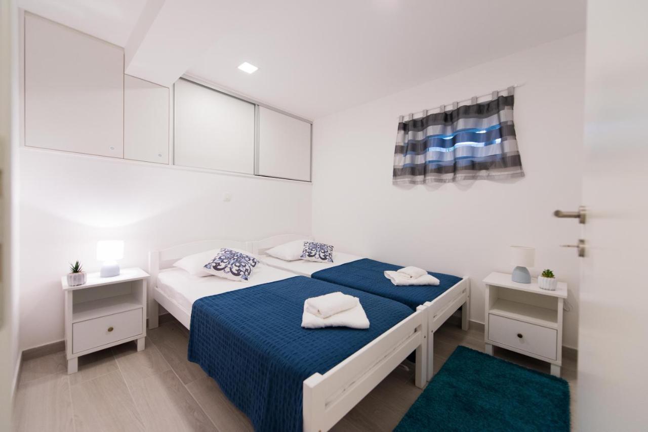 Apartment Ante *