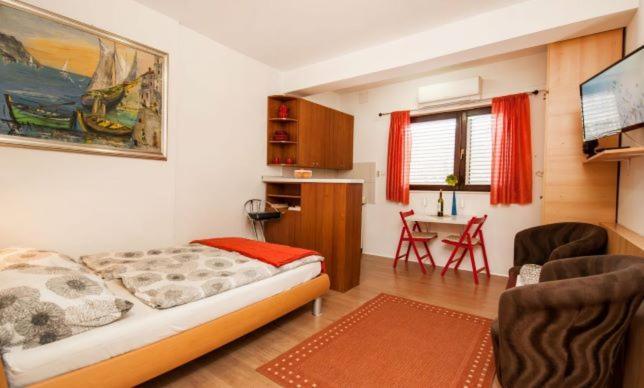 Apartment Centar 1 Private With Ensuite And Kitchenette *