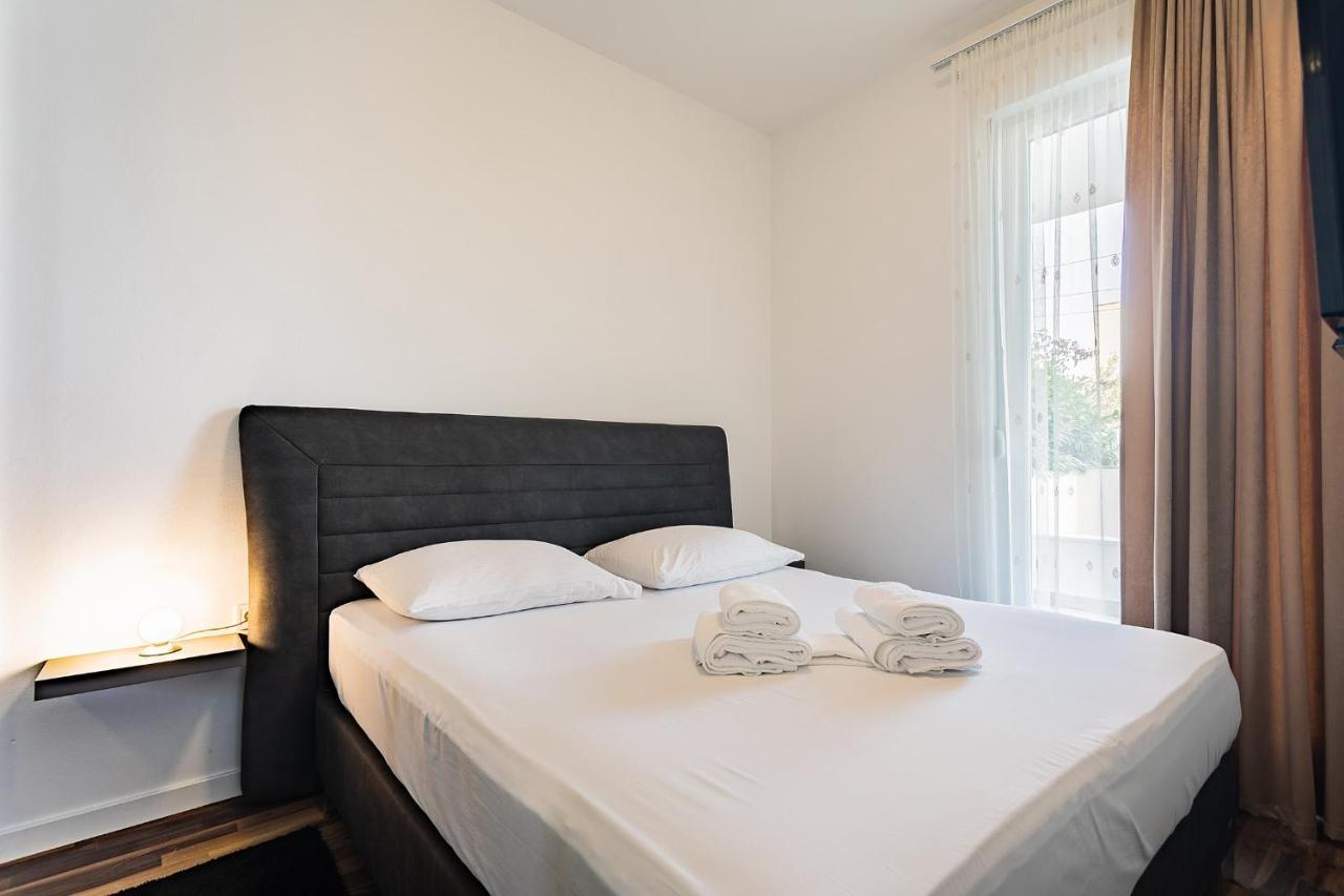 Zeus Znjan Appartement *