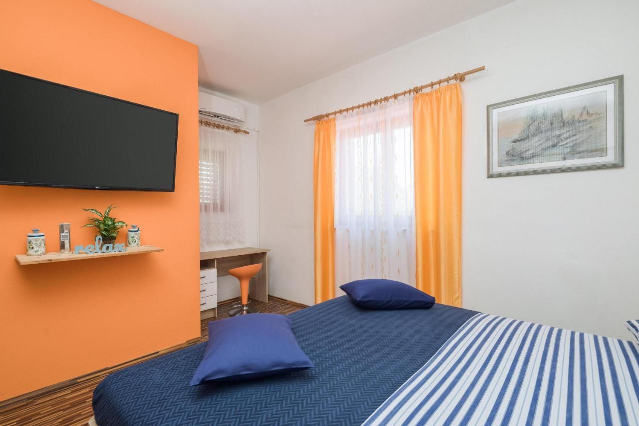 Apartment Maslic *