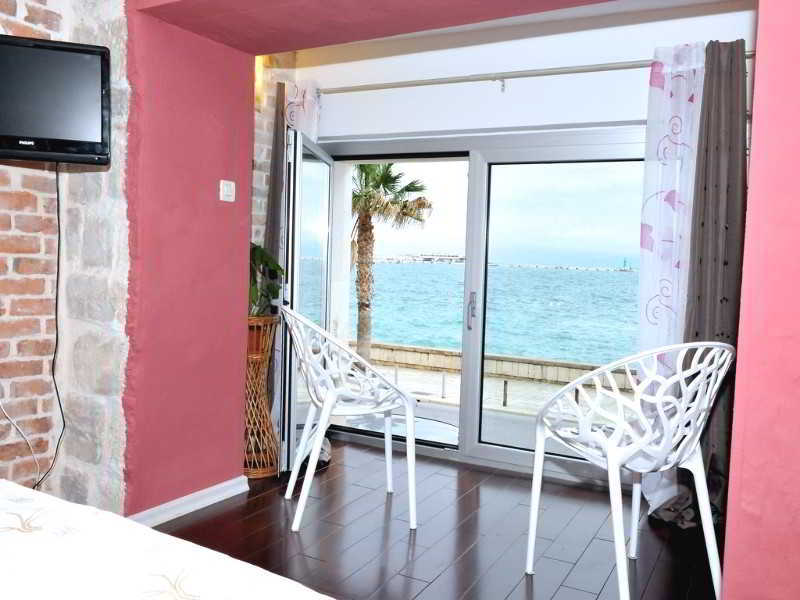 Hotel Renata 3*