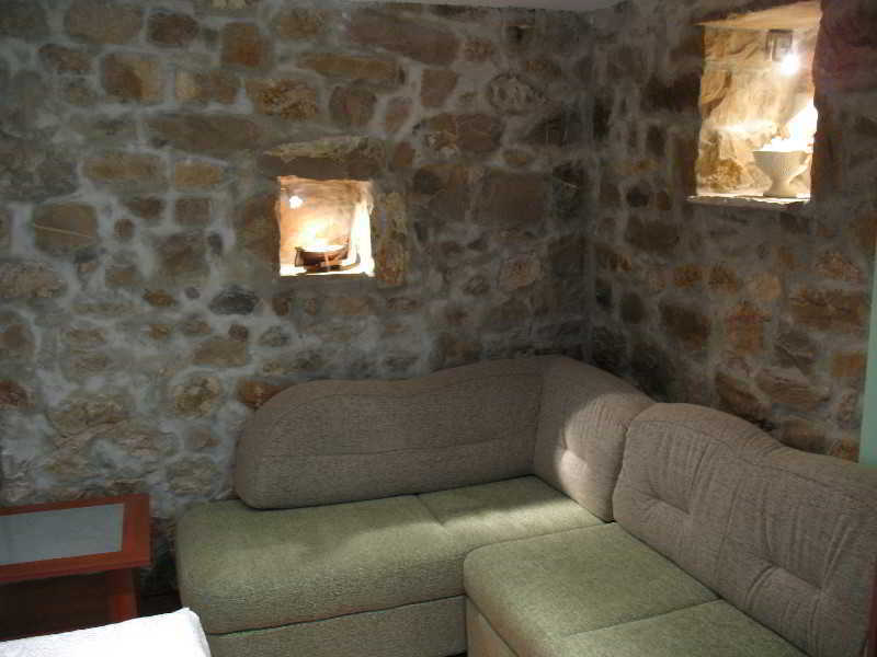 Sara Apartment