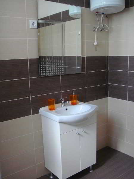 Ivo Hotel
