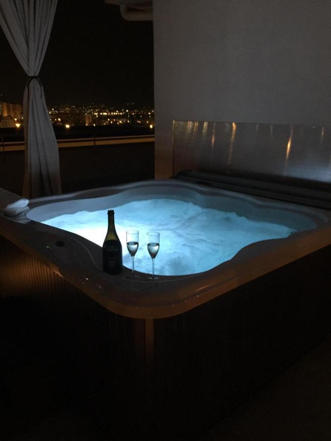 Penthouse Felicita *