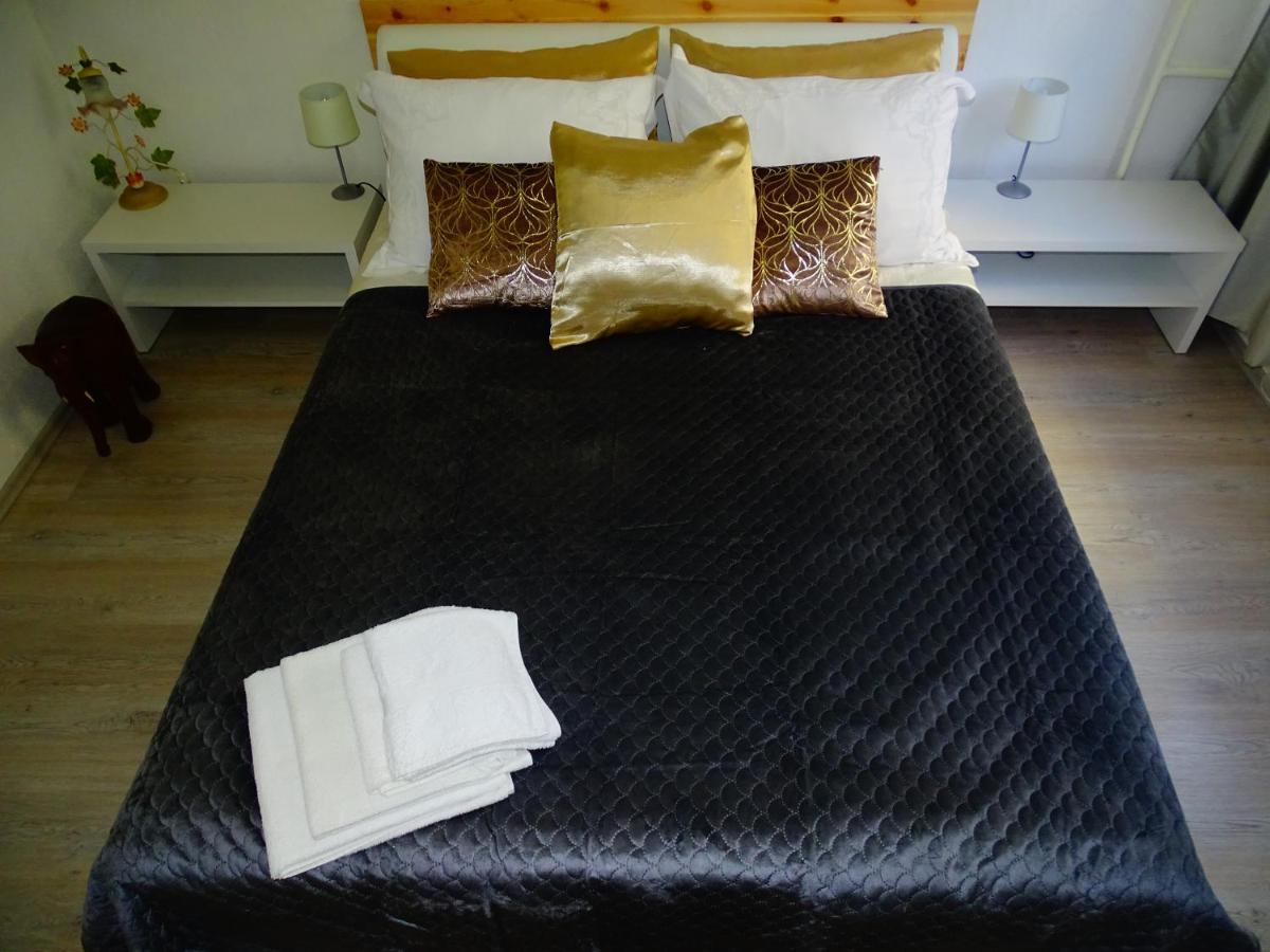 Suzana 1br Split