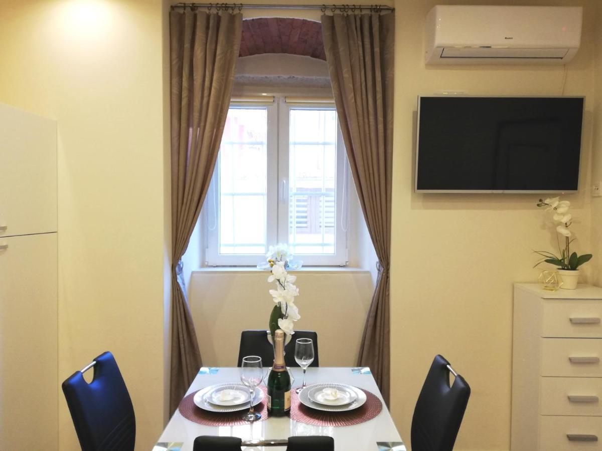 Apartment Elegnace Old Town