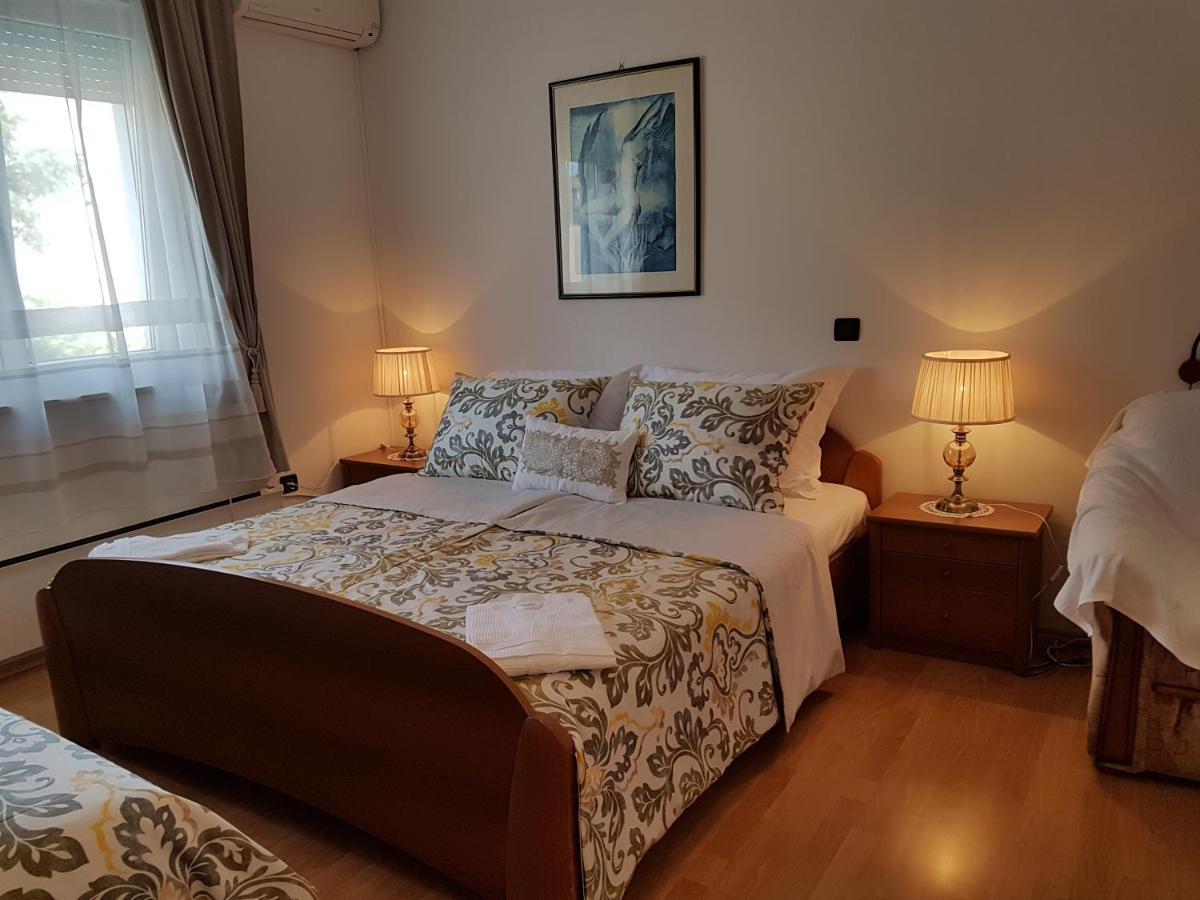 Iskra Apartment
