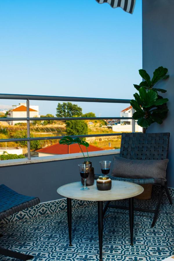 Seaside - Balcony, Sea View, Free Garage Apartment *