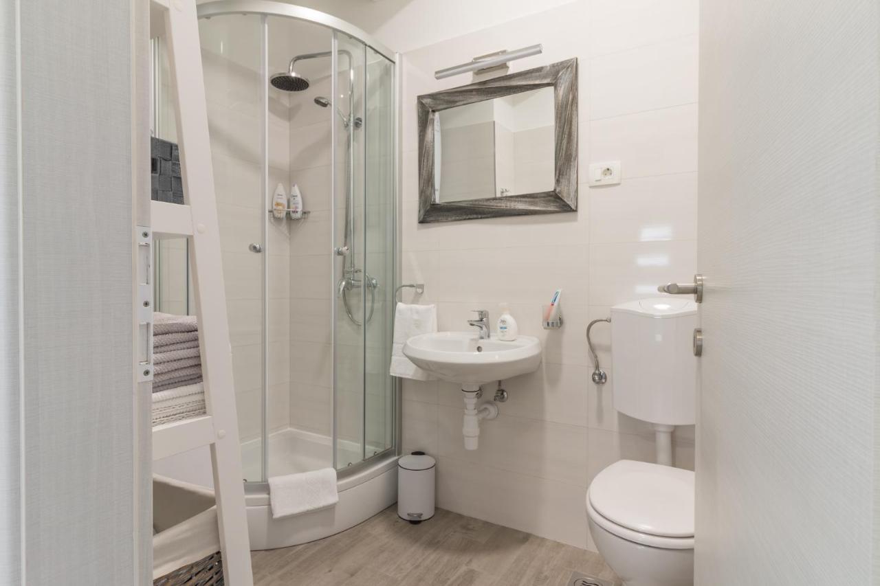 Lusani Apartment Split