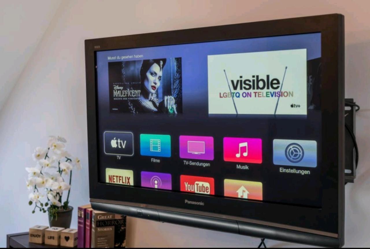 Apartment Just Like This - Cityapartment With Netflix Split
