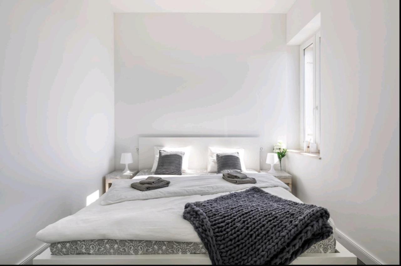 Just Like This - Cityapartment With Netflix