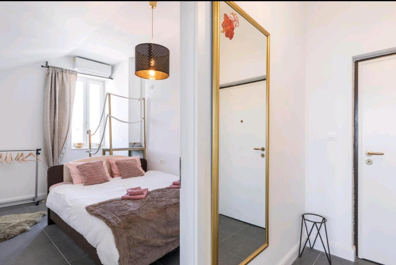 Apartment Just Like This - Cityapartment With Netflix