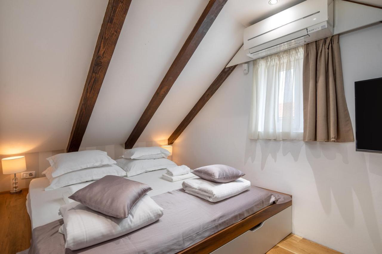 Awesome Stone House 4* Split