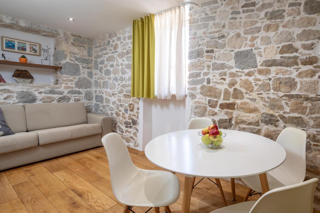 Awesome Stone House 4*