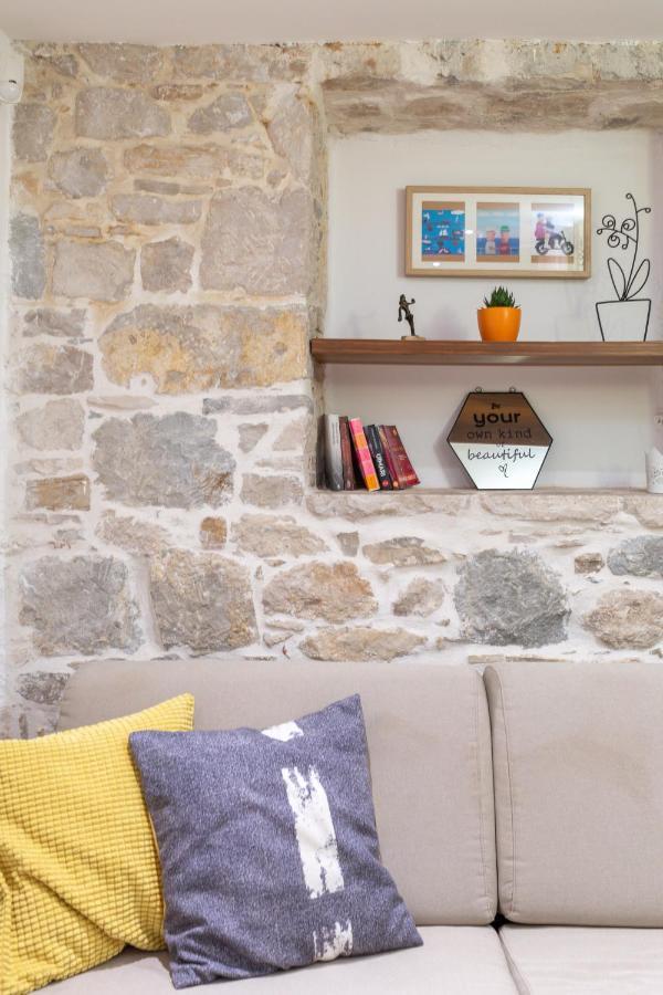 Awesome Stone House Gasthof