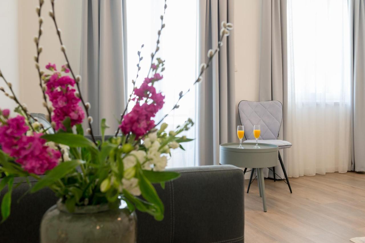 Guest house Capital And 4*