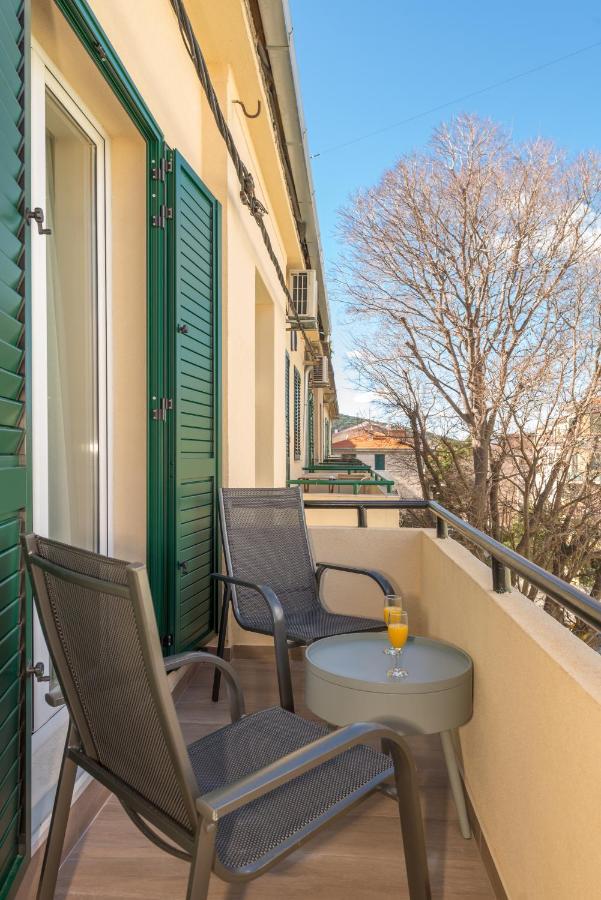 Capital And Guest house 4*