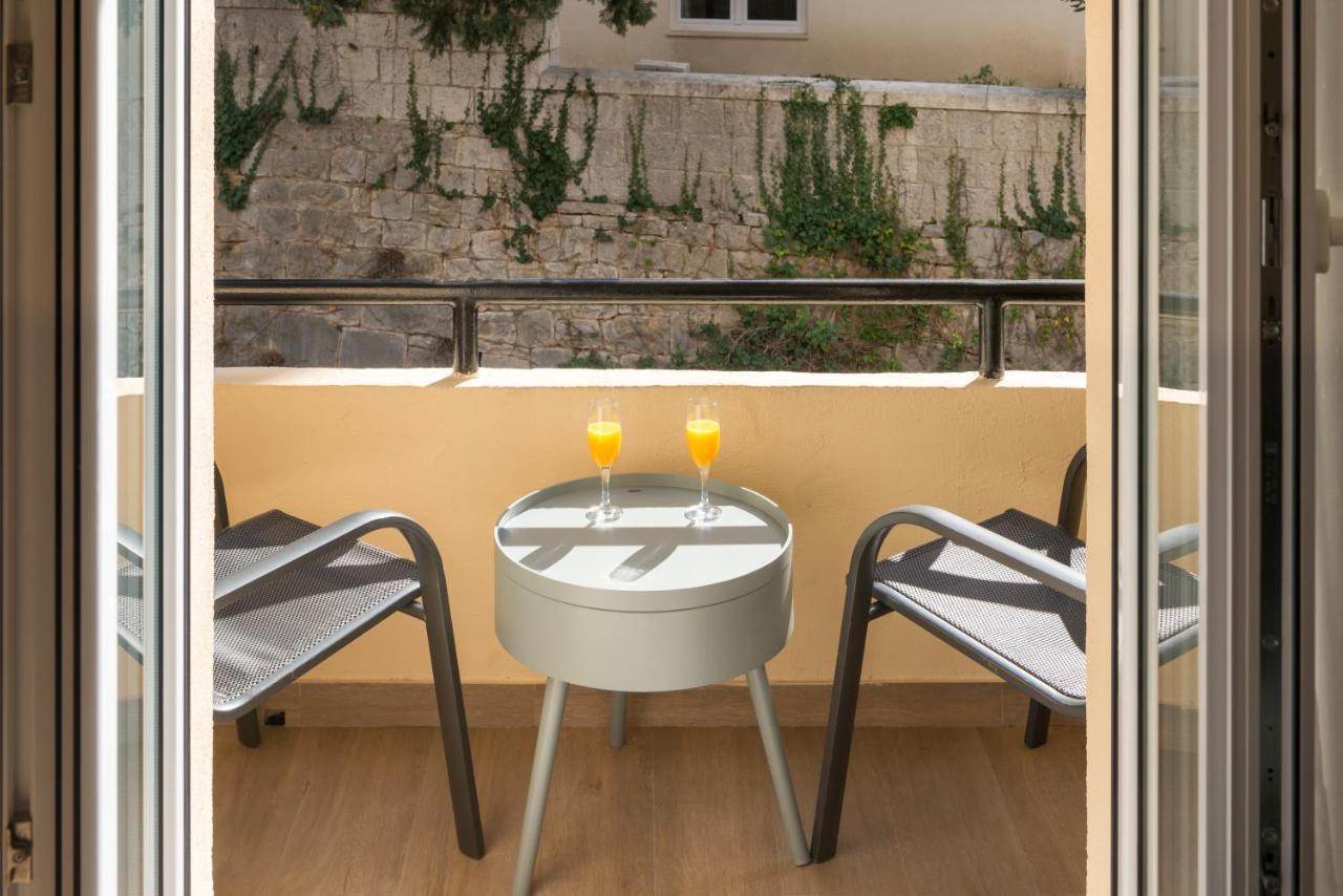 Guest house Capital And 4*
