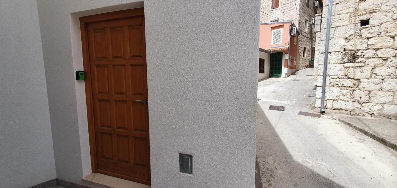 Apartment Heritage Stone *