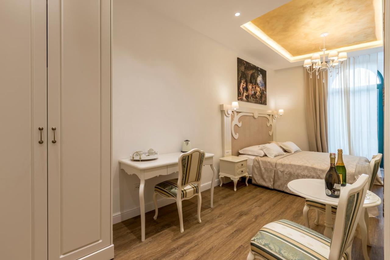 Bed & Breakfast Palace Of Dreams