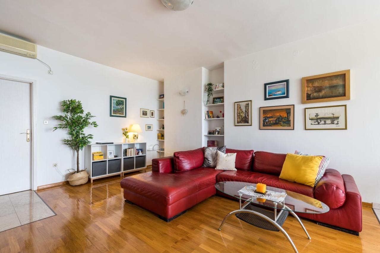 5th Floor Apartment- Harborview Apartment *