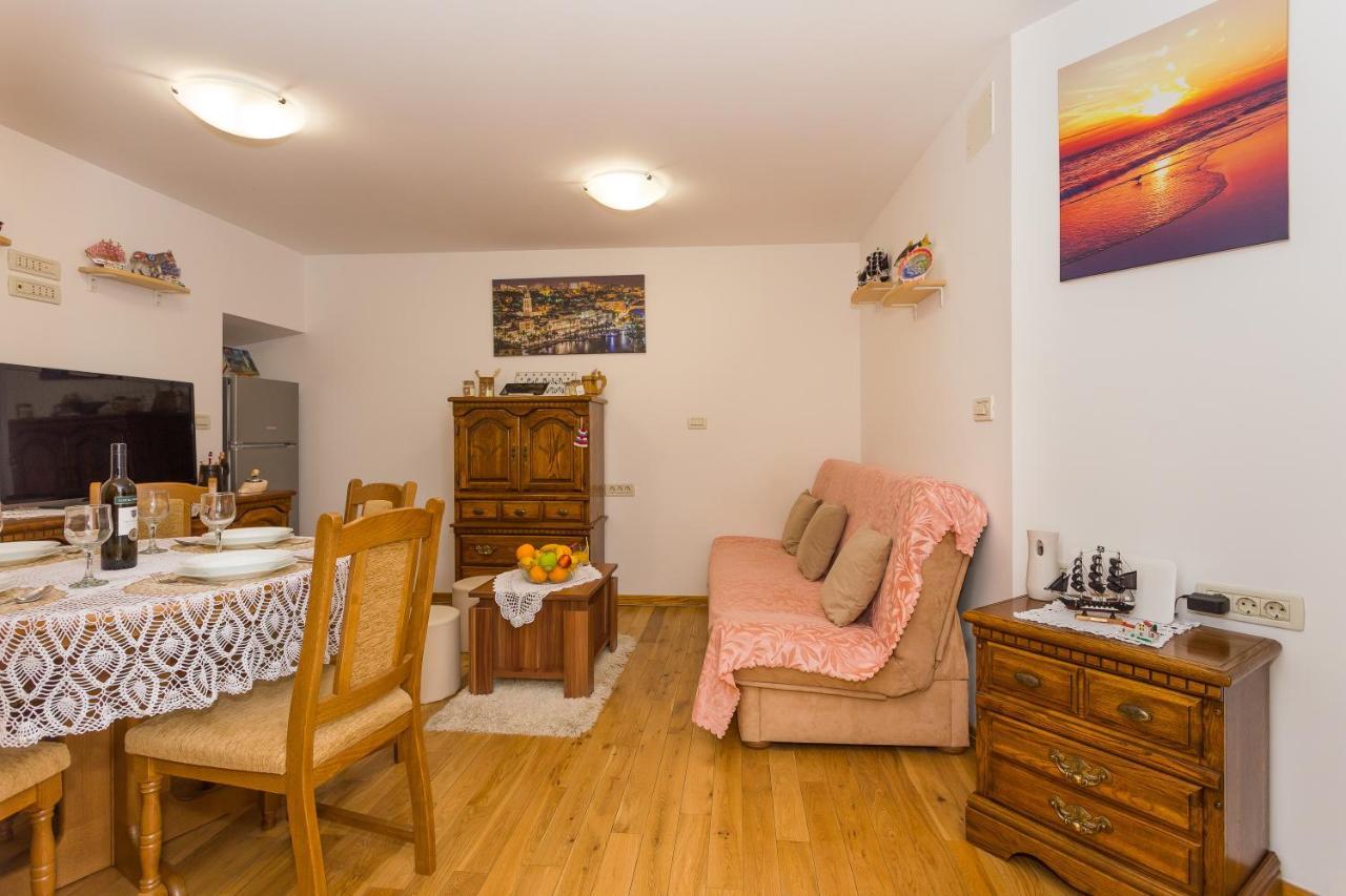 Hidden Gem In Diocletian Palace Old Town Center Apartman Split