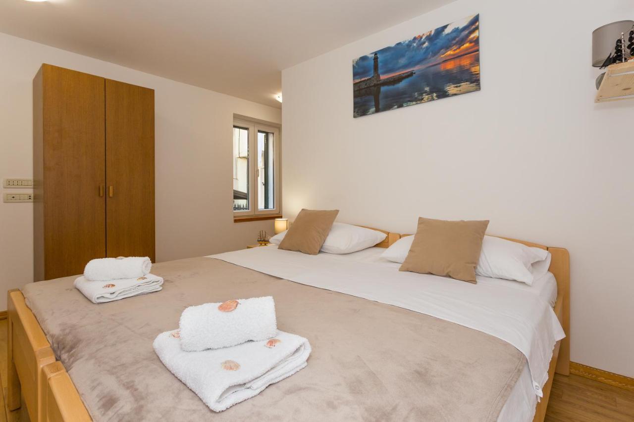 Hidden Gem In Diocletian Palace Old Town Center *