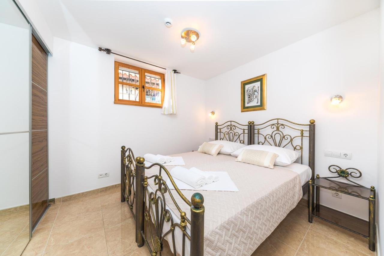 Apartamento Perla Varos *