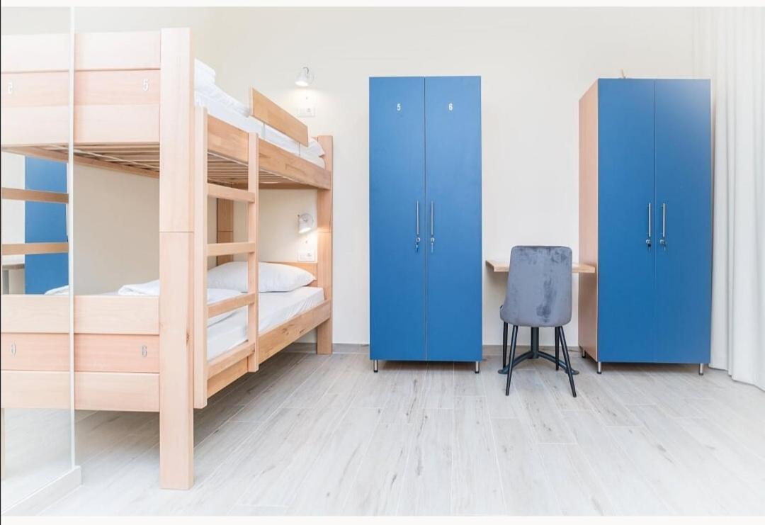 Ai Hostel