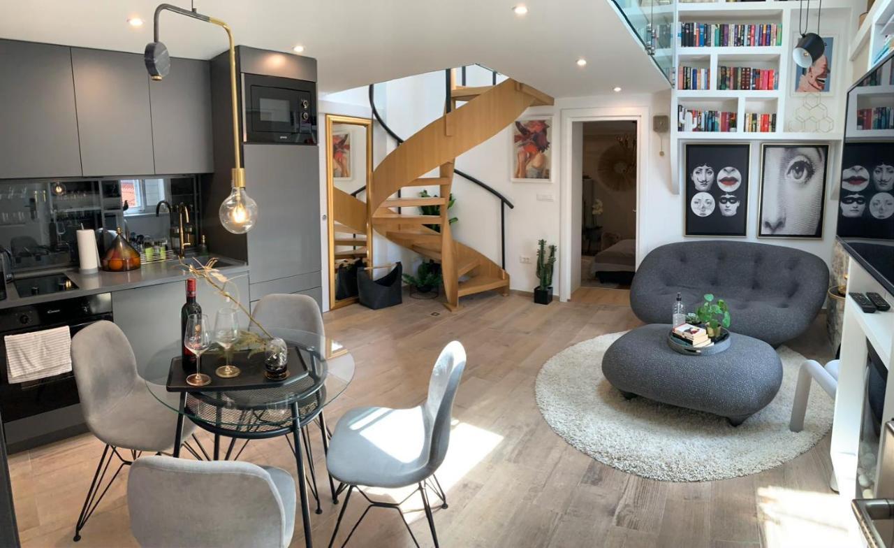 Apartment Luxury Palace No1 *