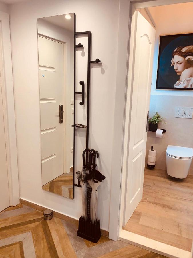 Luxury Palace No1 Apartment