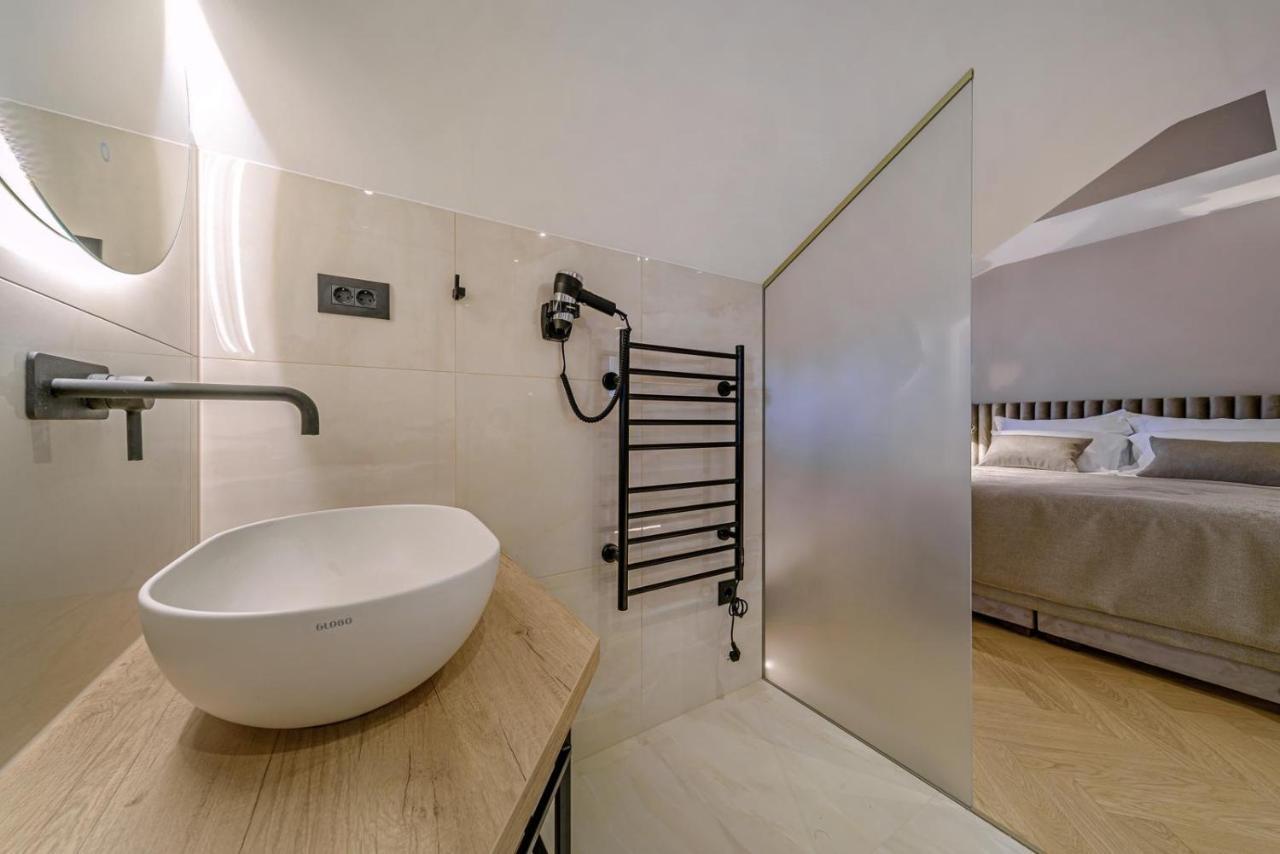 Lumiere Luxury