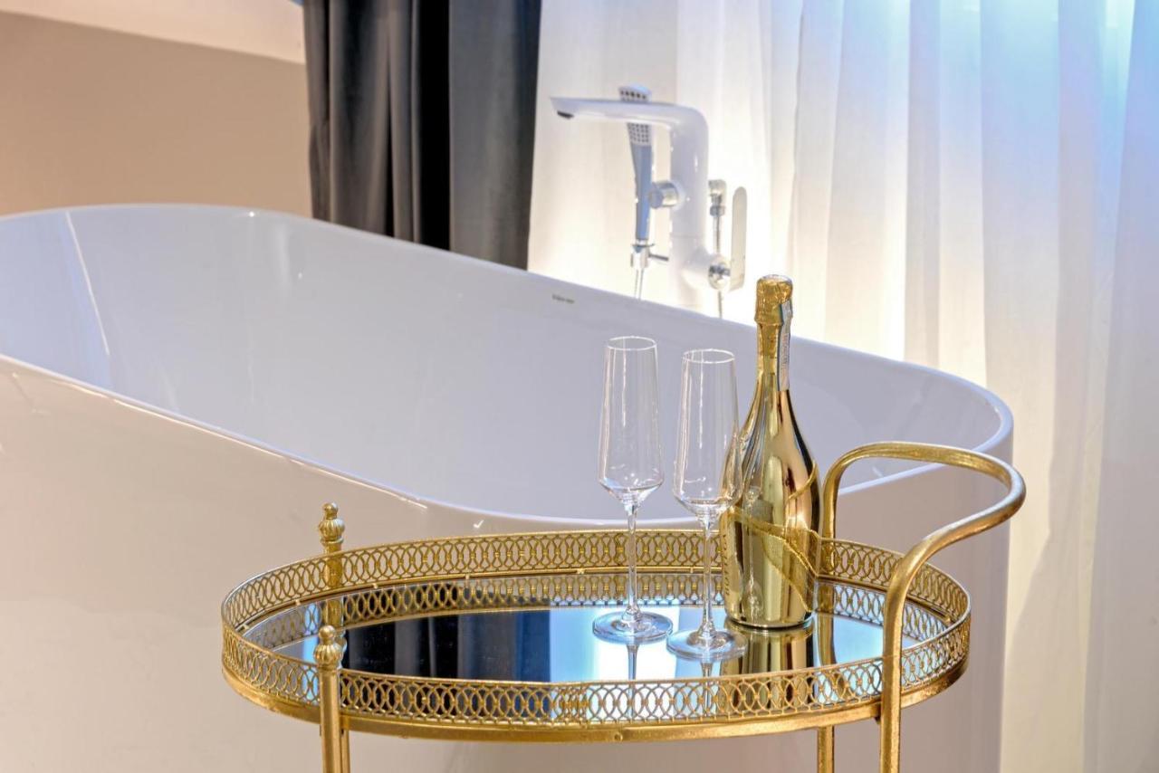Lumiere Luxury *