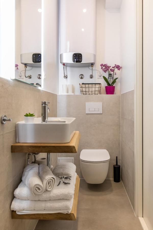 Apartman Promenade **** *
