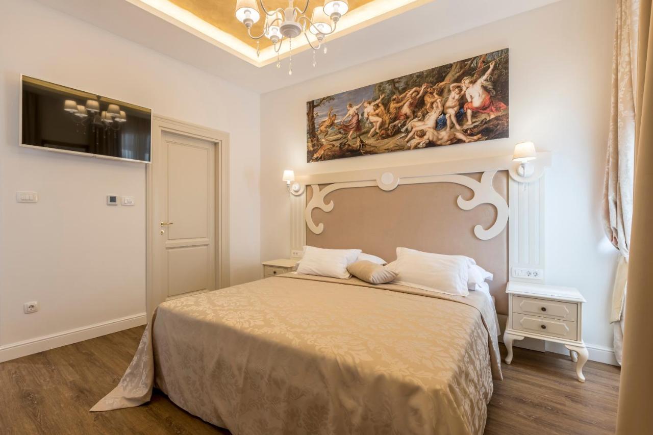 Bed & Breakfast Palace Of Dreams Split