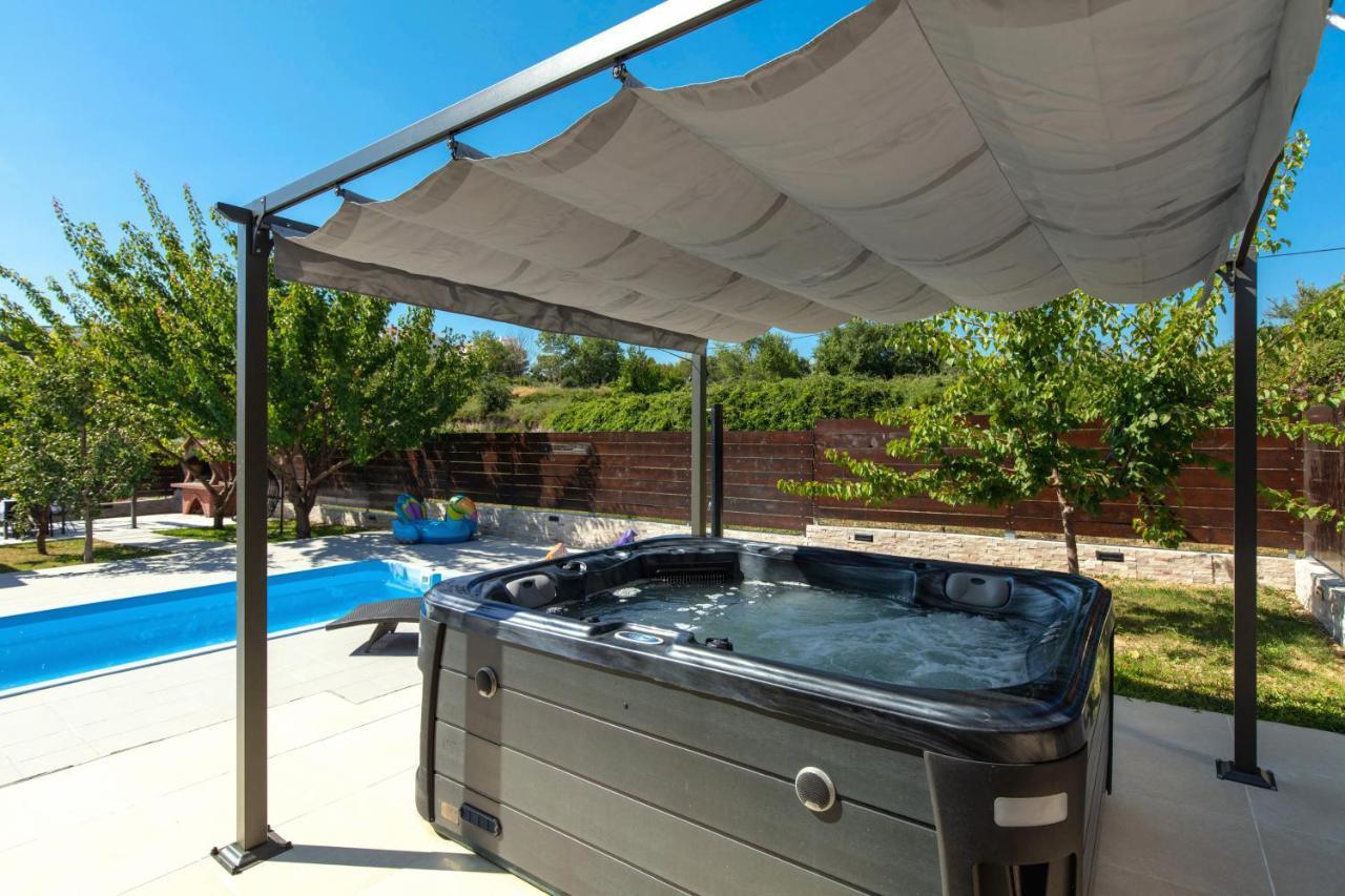 Villa Little Heaven *