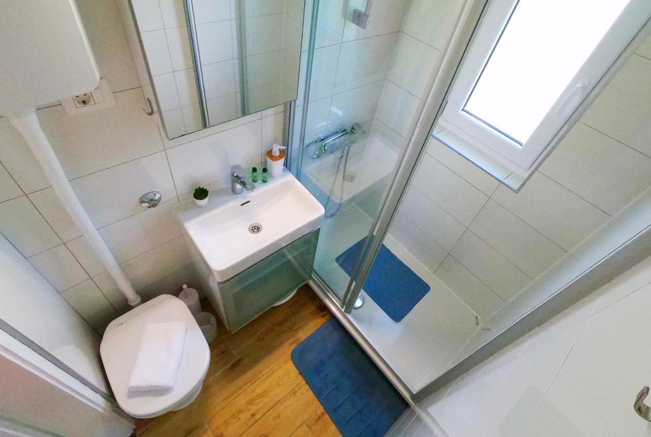 Beachfront Mala Tereza Apartment Split