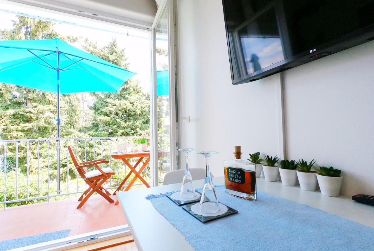 Apartment Beachfront Mala Tereza Split