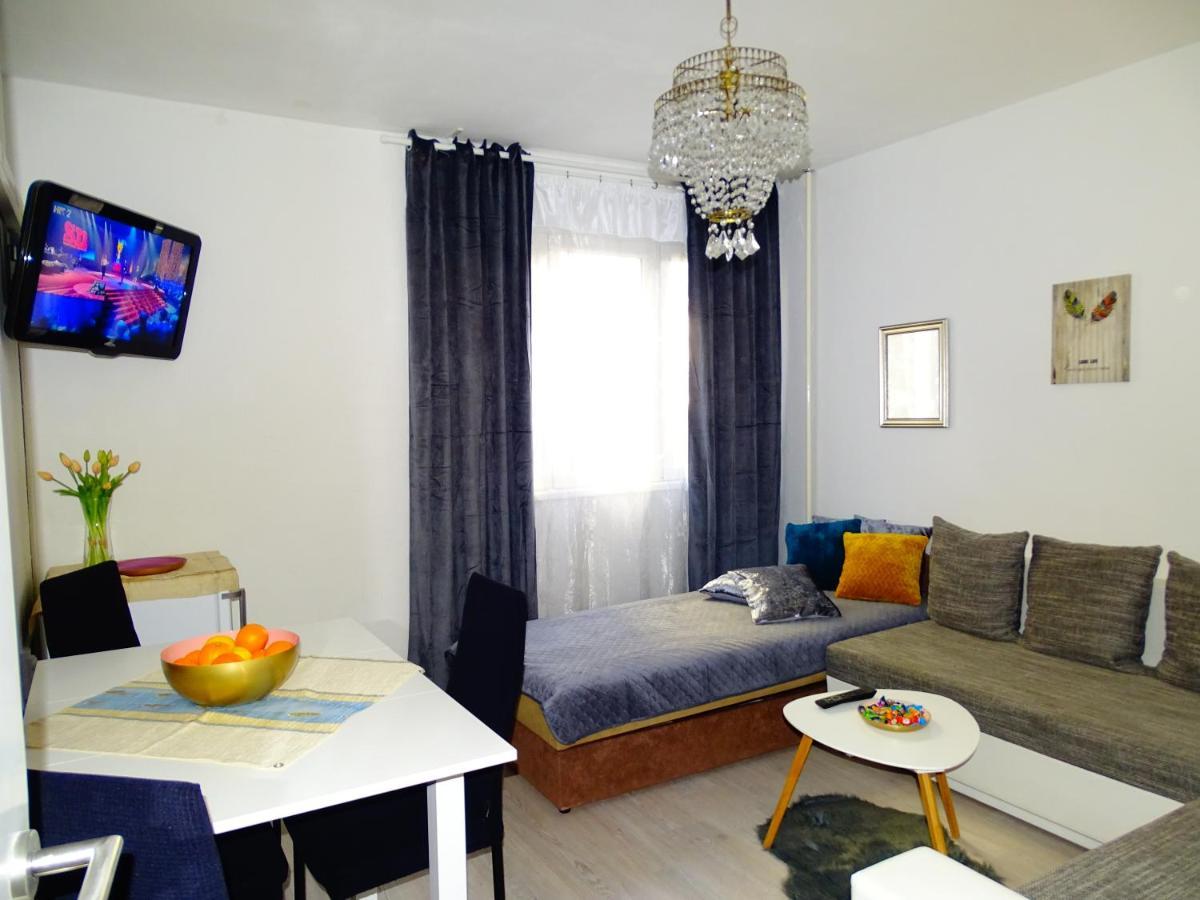 Suzana 1br Split