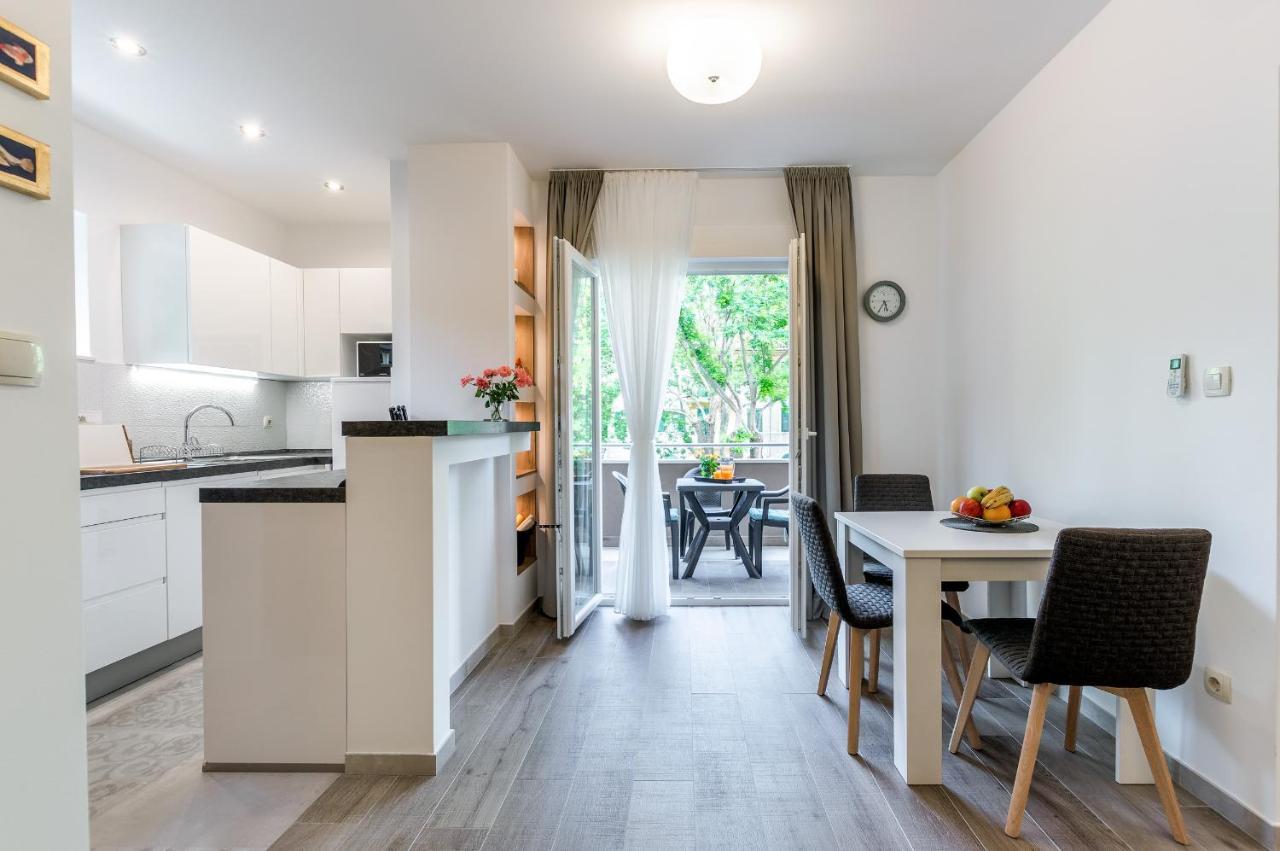 Apartment Top Location 