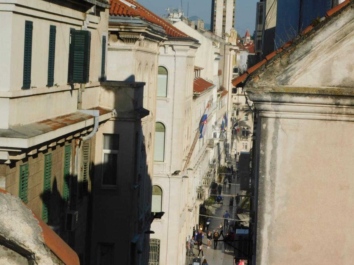 Apartment Shoofeet One Step Away From The Main Promenade Split