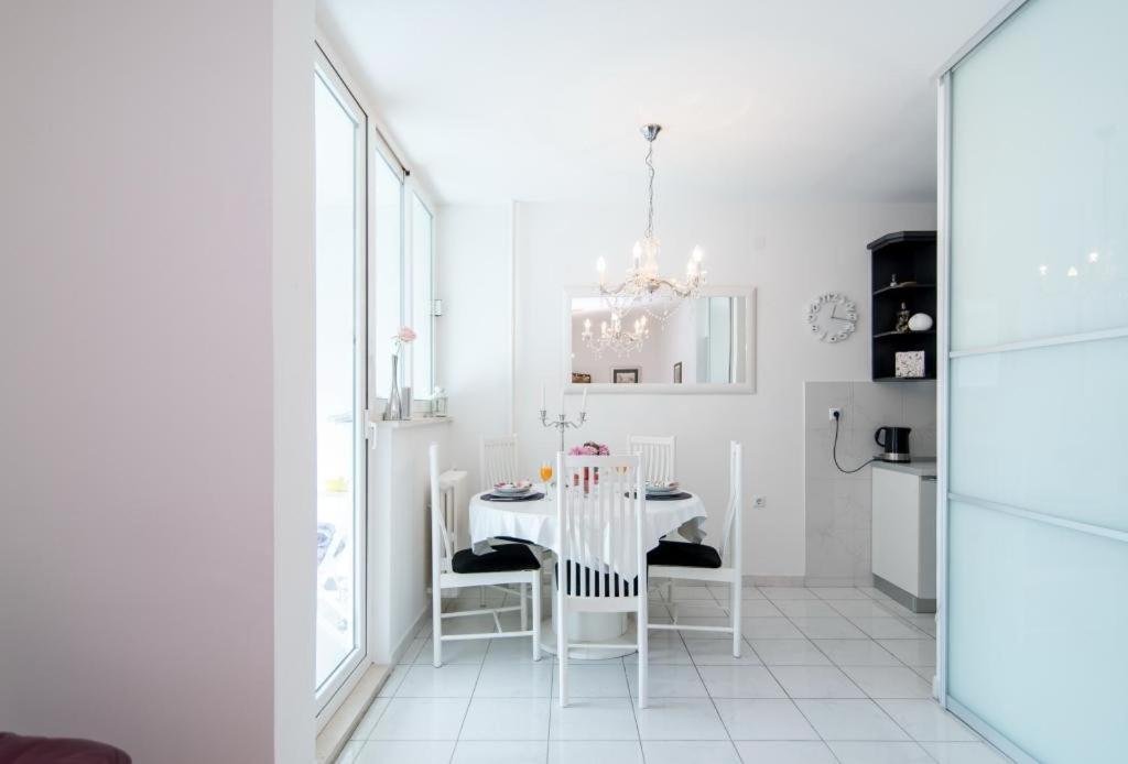 Anteo Apartment