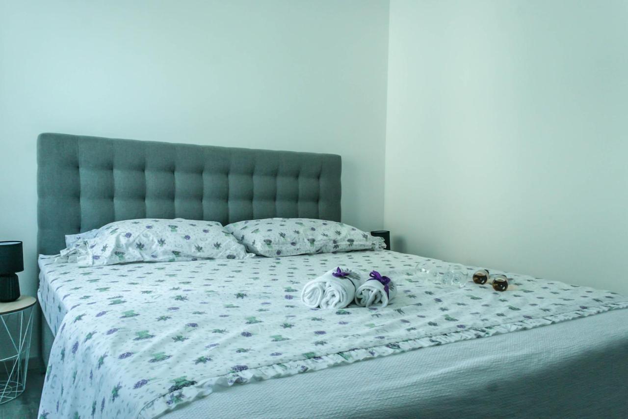 Blackpearl Apartment