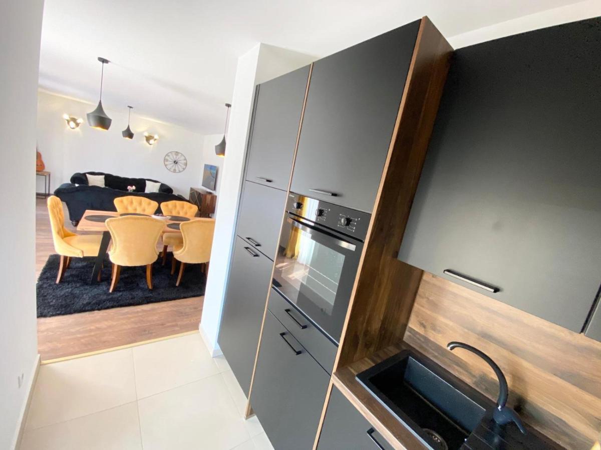 Blackpearl Apartment