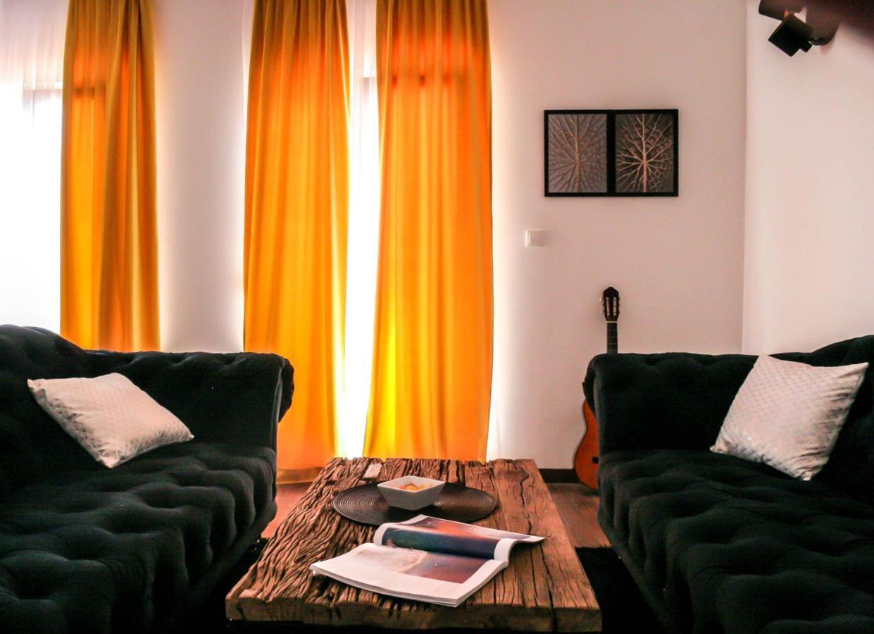 Blackpearl Apartment