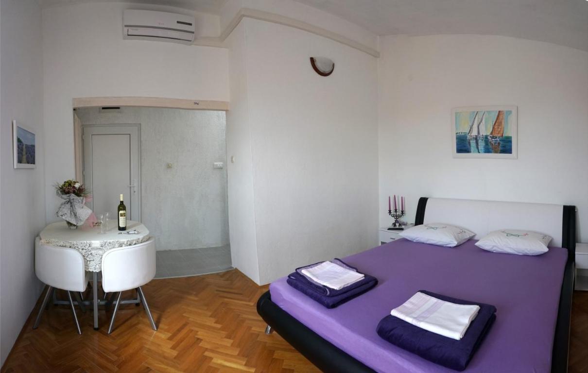Muco Varos Apartment