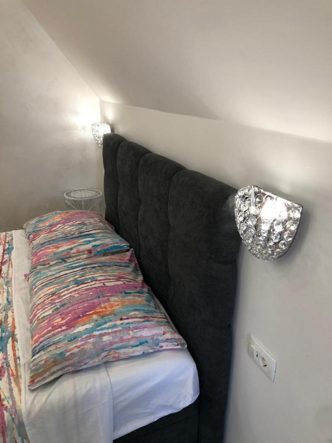 Vid Apartment